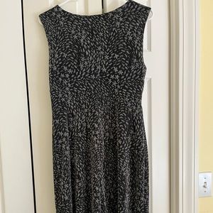 Valerie Bertinelli sleeveless black/ silver dress .